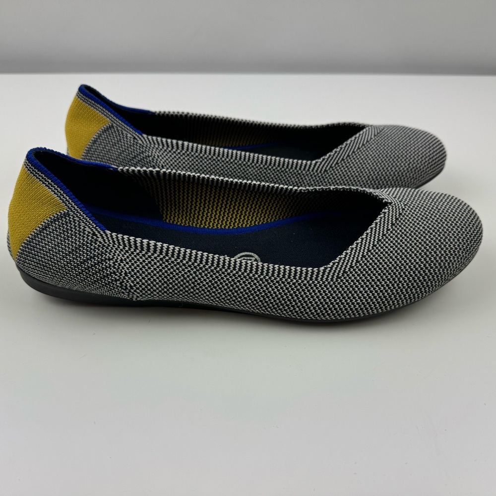 Rothy’s Retired Shale Ribbon Stripe Round Toe Flat Size 8 Black White Yellow‎
